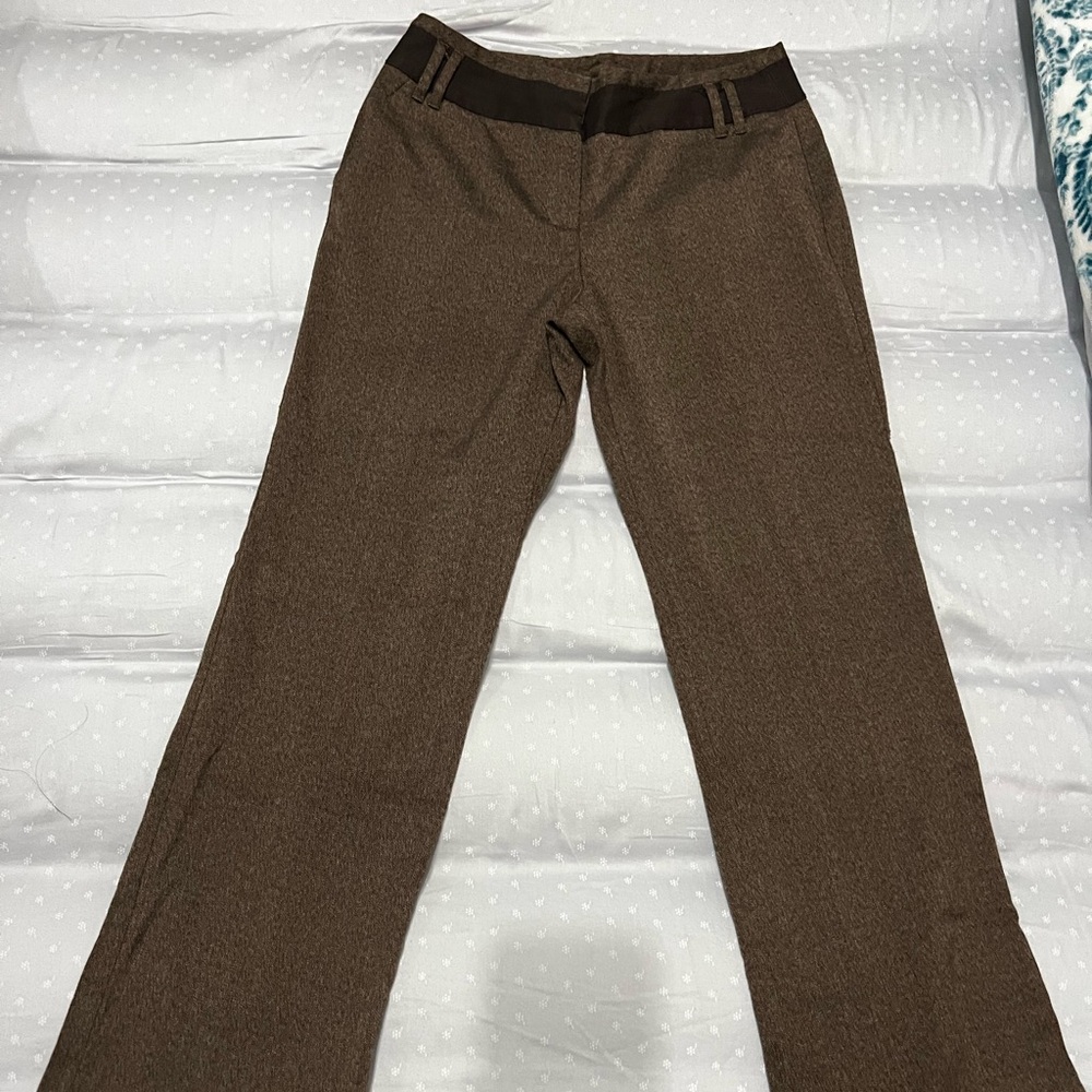 NEW DIRECTIONS Preowned brown pants size 8